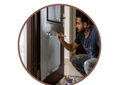 صبغ ابواب الظهران 0557051790